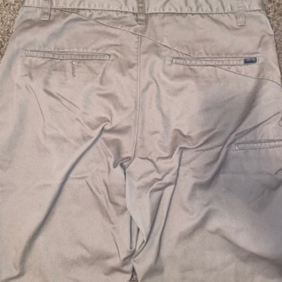Volcom Khaki Shorts - Picture 3 of 3
